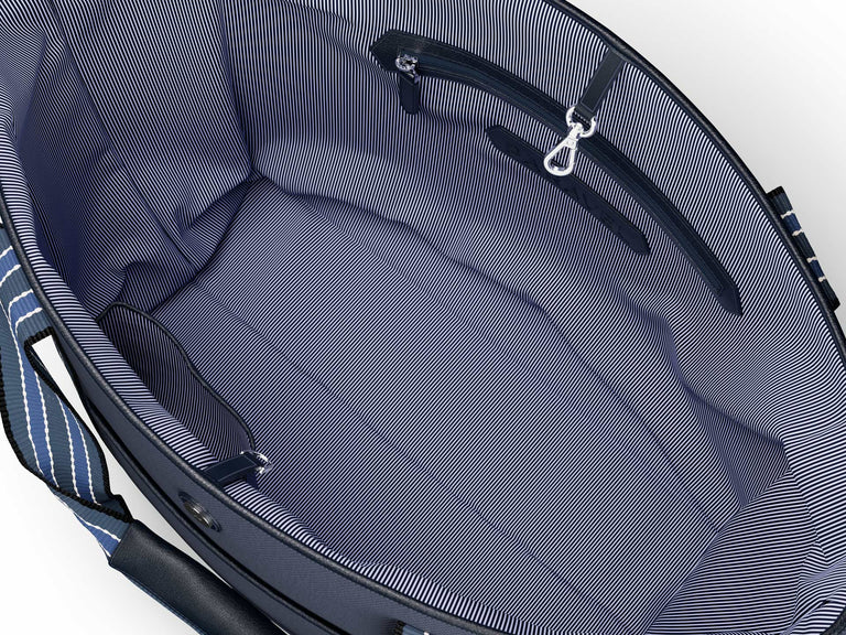 a close-up of a bag